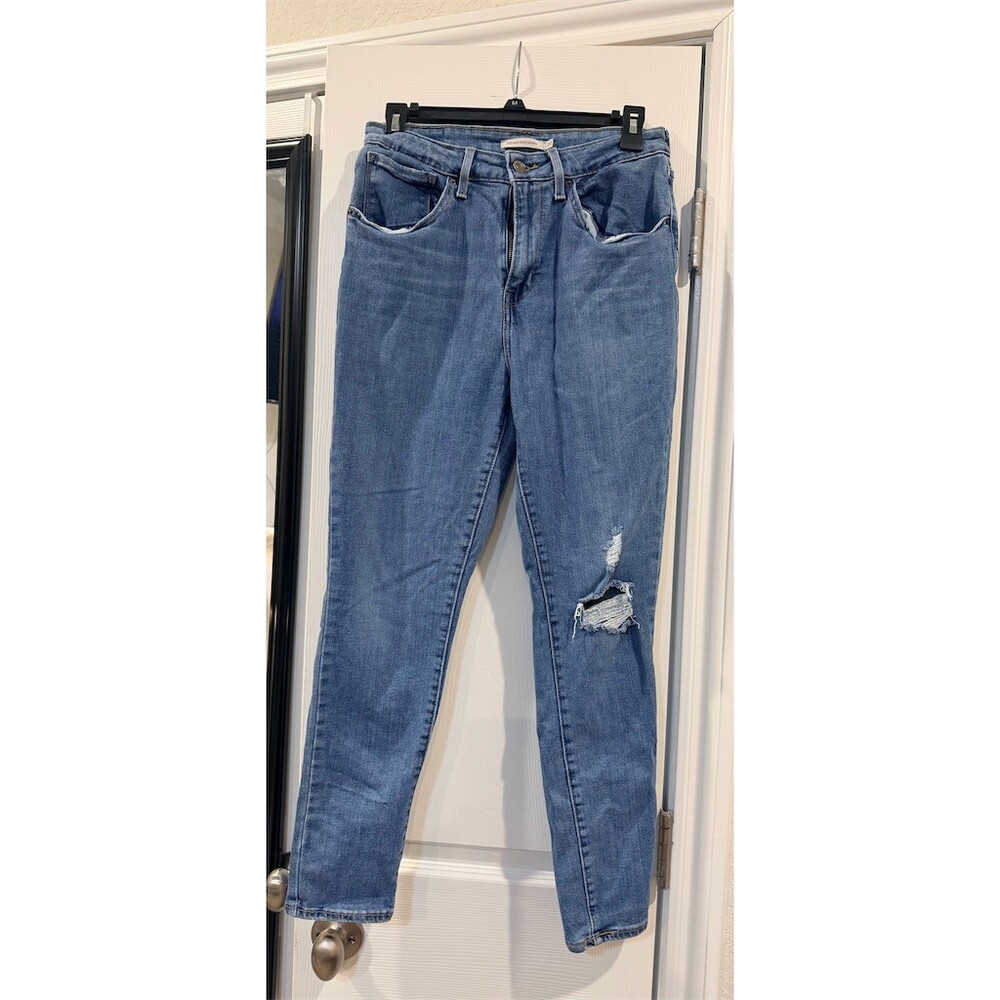 Levi's 721 High Rise Skinny Jeans Women's waist Size 30 Medium Blue Distressed